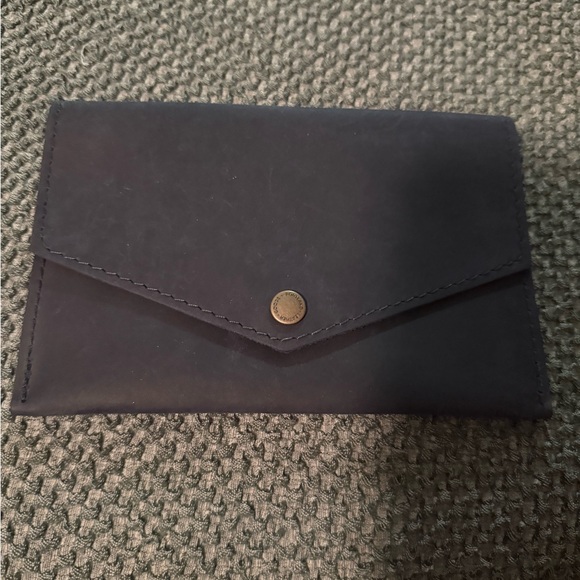 Portland Leather Dark Black Wallet - Picture 1 of 2